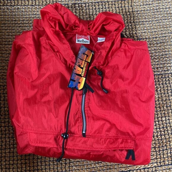 NWT Vintage Marlboro Windbreaker Jacket /Fanny Pack Combo - Picture 10 of 11